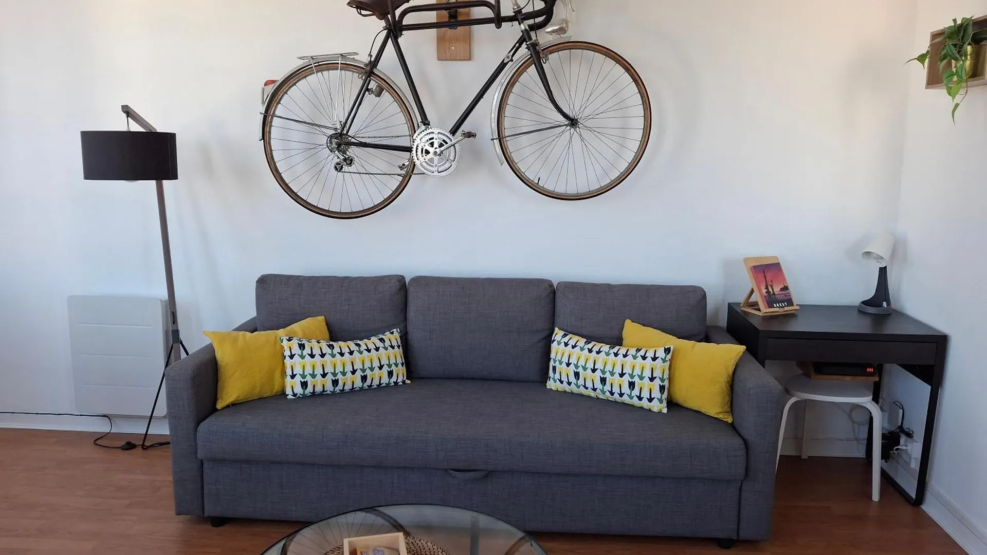 Appartement Lumineux Dans Les Hauts De Recouvrance Brest